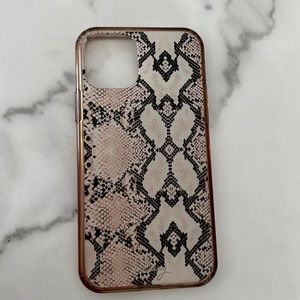 Castify iPhone 11 Pro Cheetah case